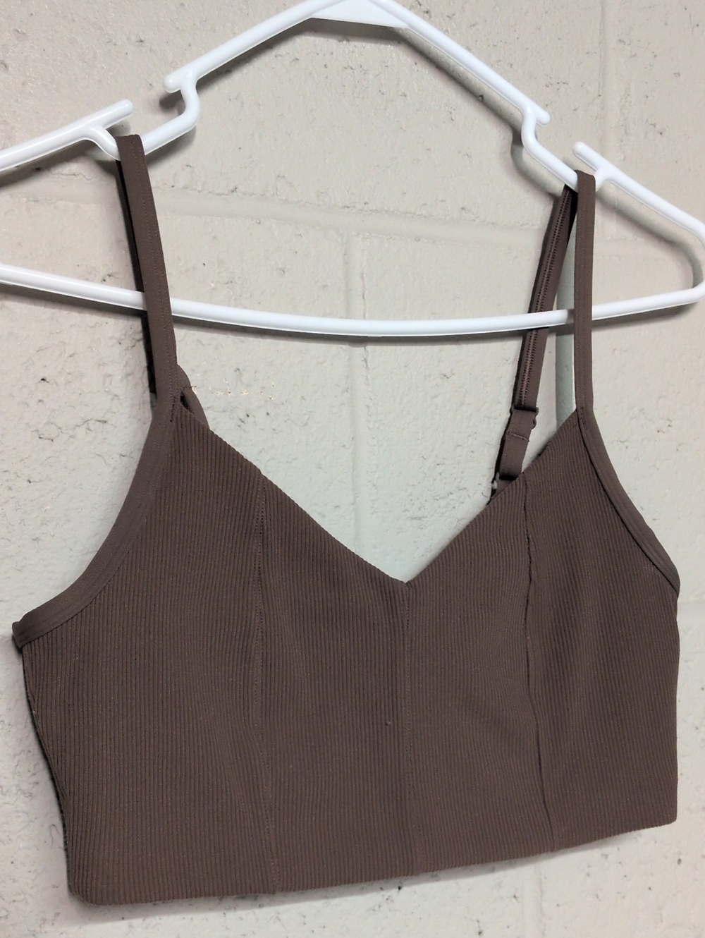 Aerie Sports Bra Adjustable Medium Support, Brown, Size Medium